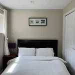 Bright 2-Bedroom Unit Lower Level